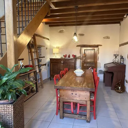 בית נופש Grange Renovee Avec Jardin, Proche Montlucon - Fr-1-489-408 *