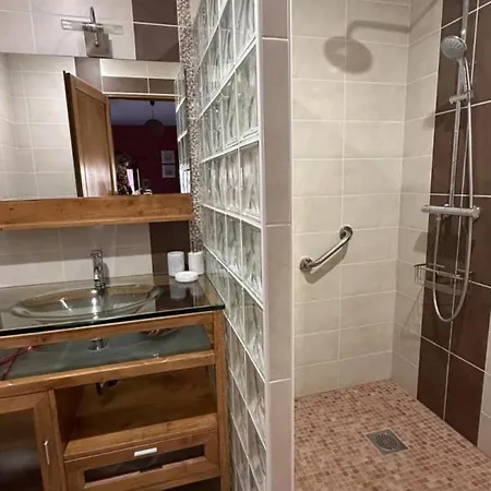 Grange Renovee Avec Jardin, Proche Montlucon - Fr-1-489-408 בית נופש Deneuille-les-Mines